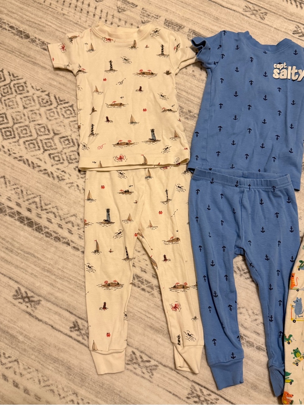 Pajama Set - Picture 2 of 7